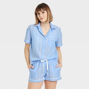 Women's Striped Simply Cool Short Sleeve Button-up Shirt - Stars Above